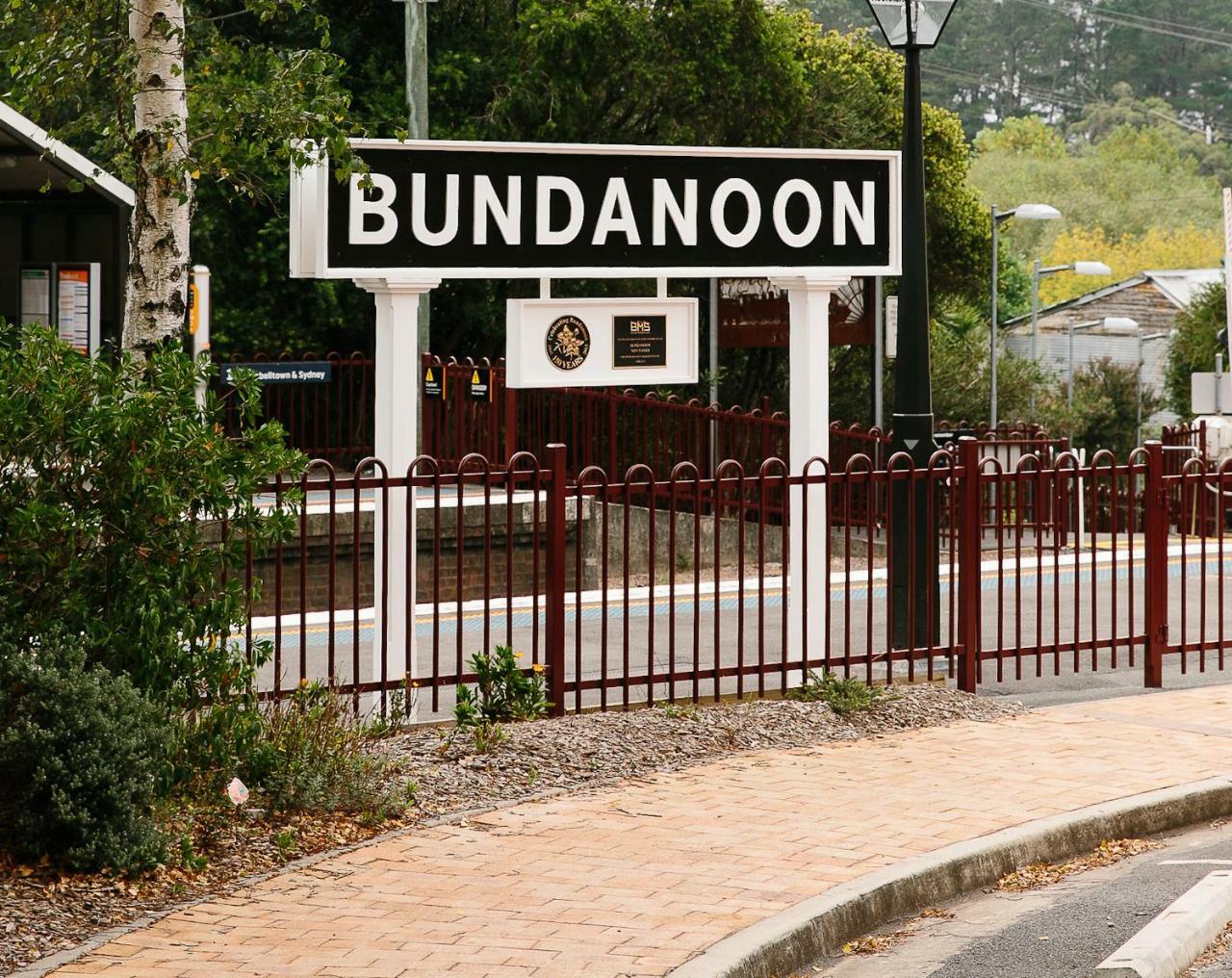 Bundanoon Hotel Esterno foto